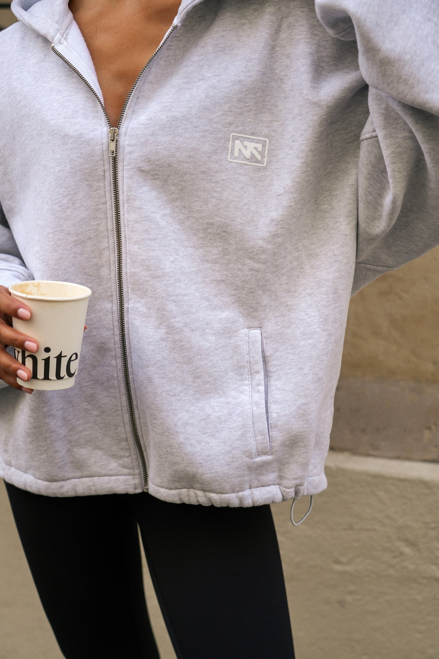 unisex overzised hoodie vest in grijs met zakken van naetur